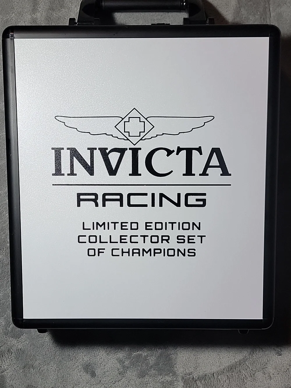 INVICTA RACING LIMITED EDITION COLLECTORS SET OF CHAMPIONS 12 SLOT CASE MONACO